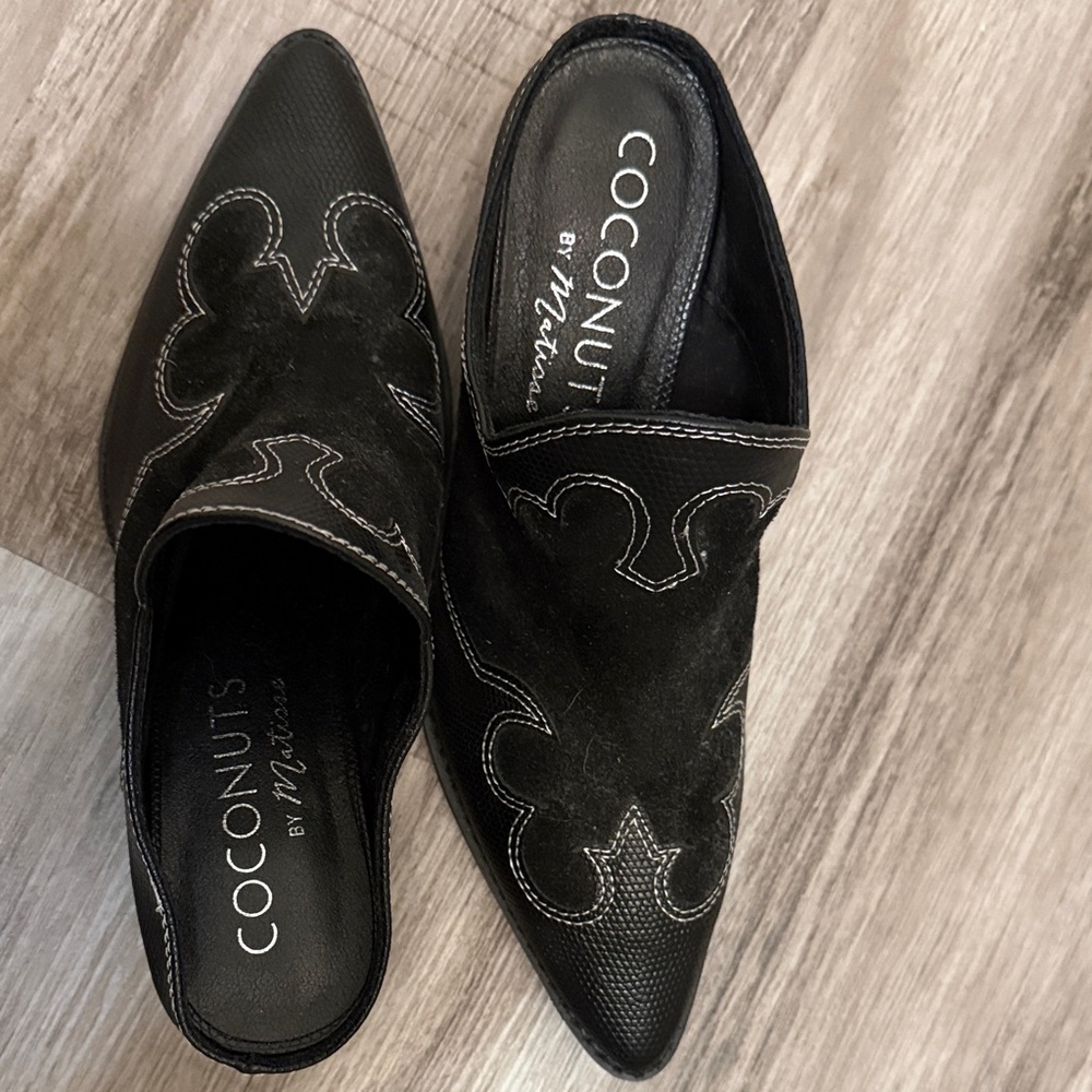 Coconuts by Matisse Black Pointed Mule Western Booties. Sz 7. Never worn